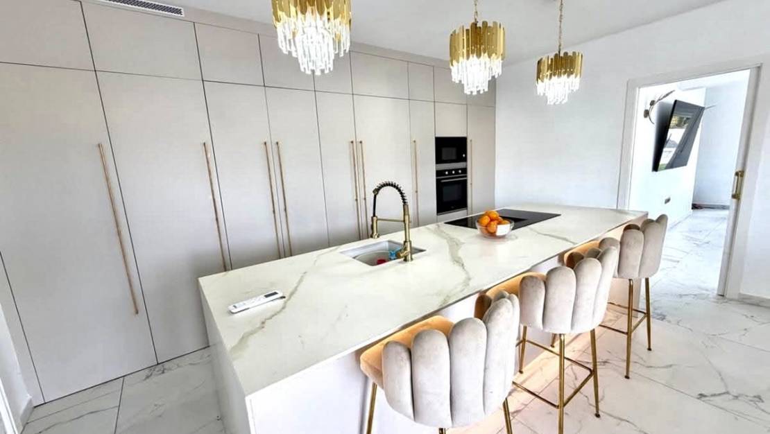 Sale - Villa - Orihuela - Villamartin