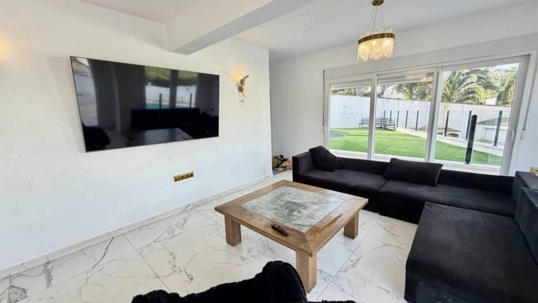 Sale - Villa - Orihuela - Villamartin