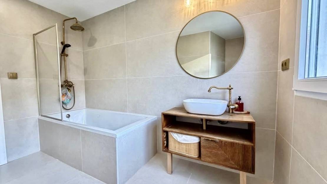 Sale - Villa - Orihuela - Villamartin