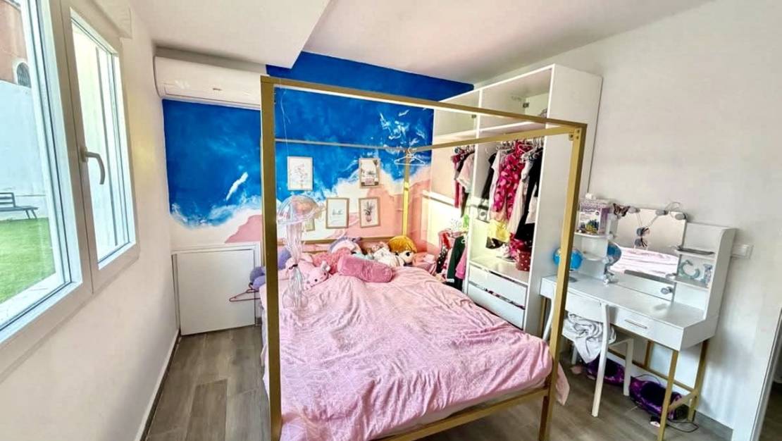 Sale - Villa - Orihuela - Villamartin