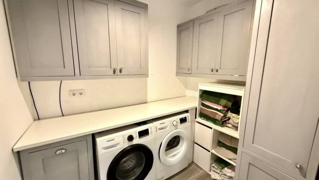 Sale - Villa - Orihuela - Villamartin