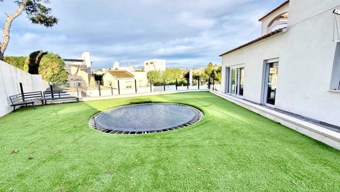 Sale - Villa - Orihuela - Villamartin