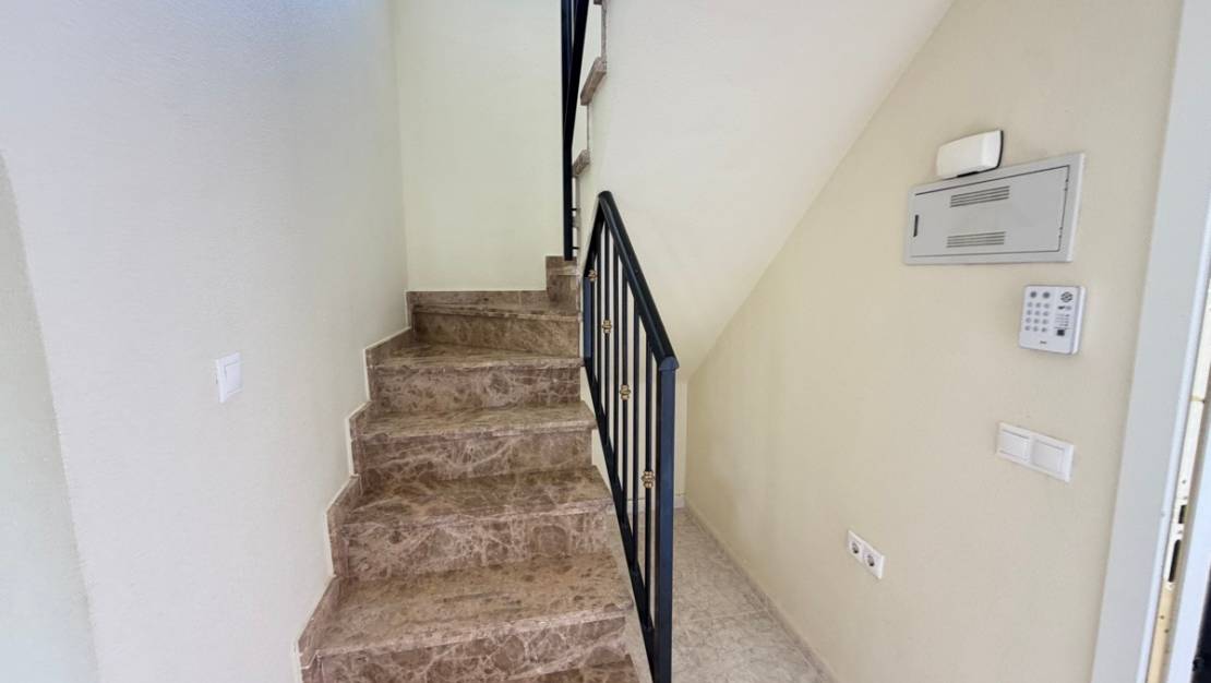 Sale - Villa - Orihuela - Villamartin