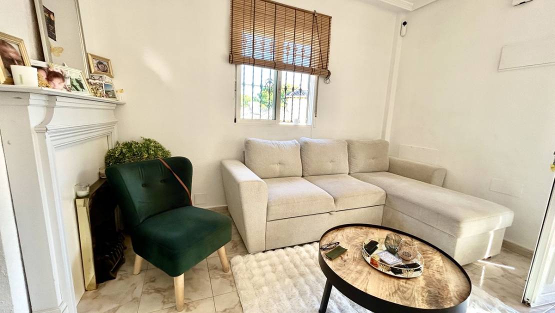 Sale - Villa - Orihuela - Villamartin