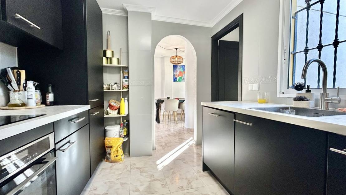 Sale - Villa - Orihuela - Villamartin