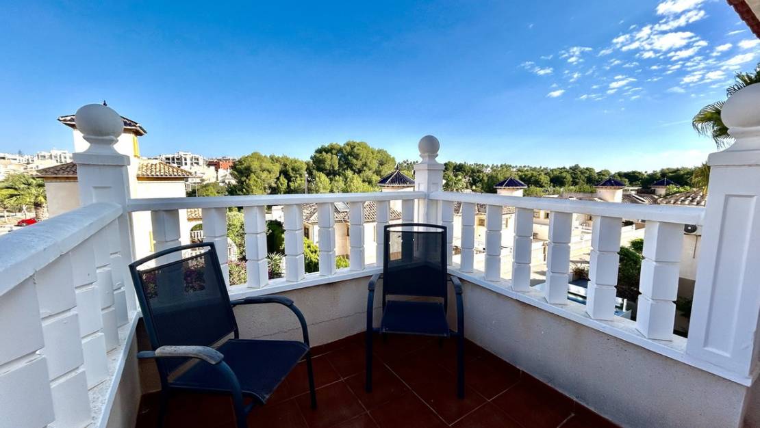 Sale - Villa - Orihuela - Villamartin