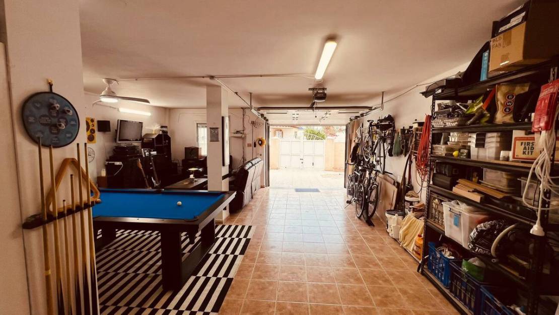Sale - Villa - Orihuela - Villamartin