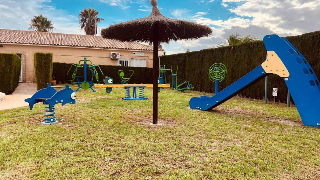 Sale - Villa - Orihuela - Villamartin