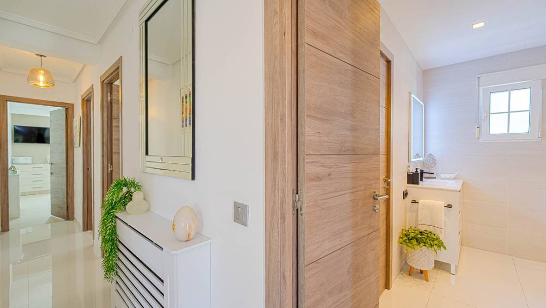 Sale - Villa - Orihuela - Villamartin