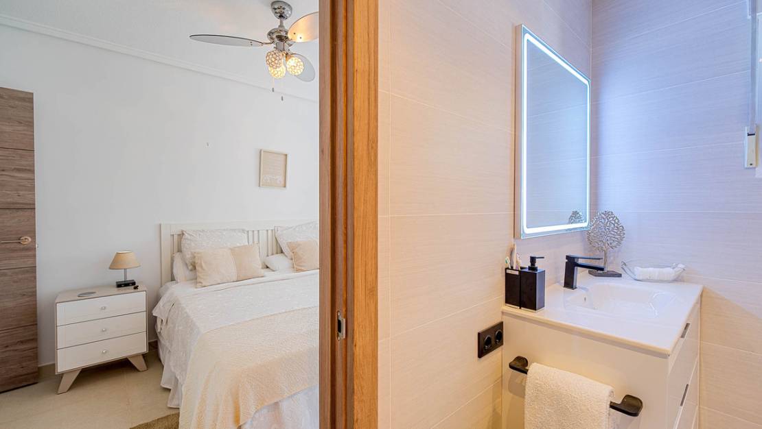Sale - Villa - Orihuela - Villamartin