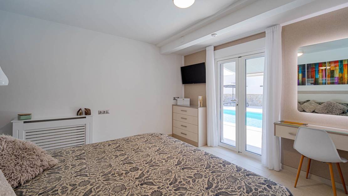 Sale - Villa - Orihuela - Villamartin