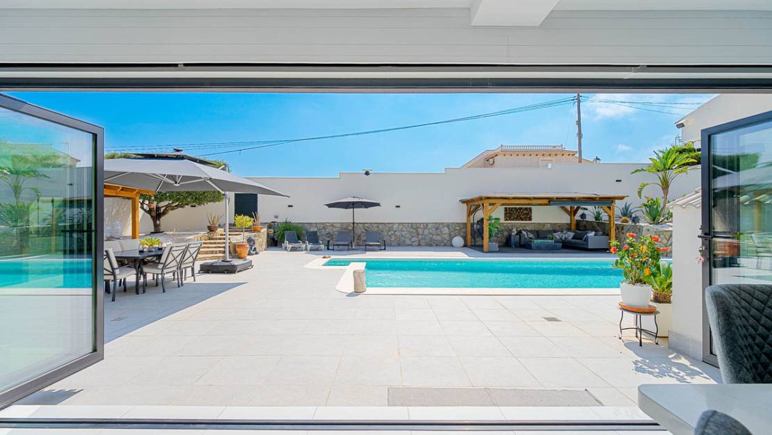 Sale - Villa - Orihuela - Villamartin