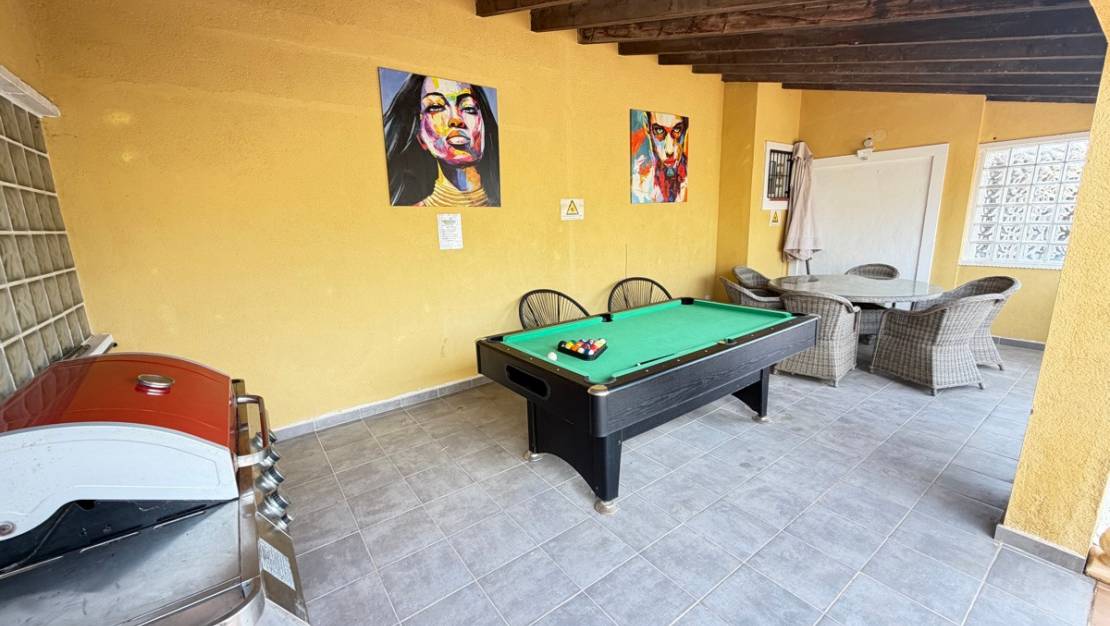 Sale - Villa - Orihuela - Villamartin
