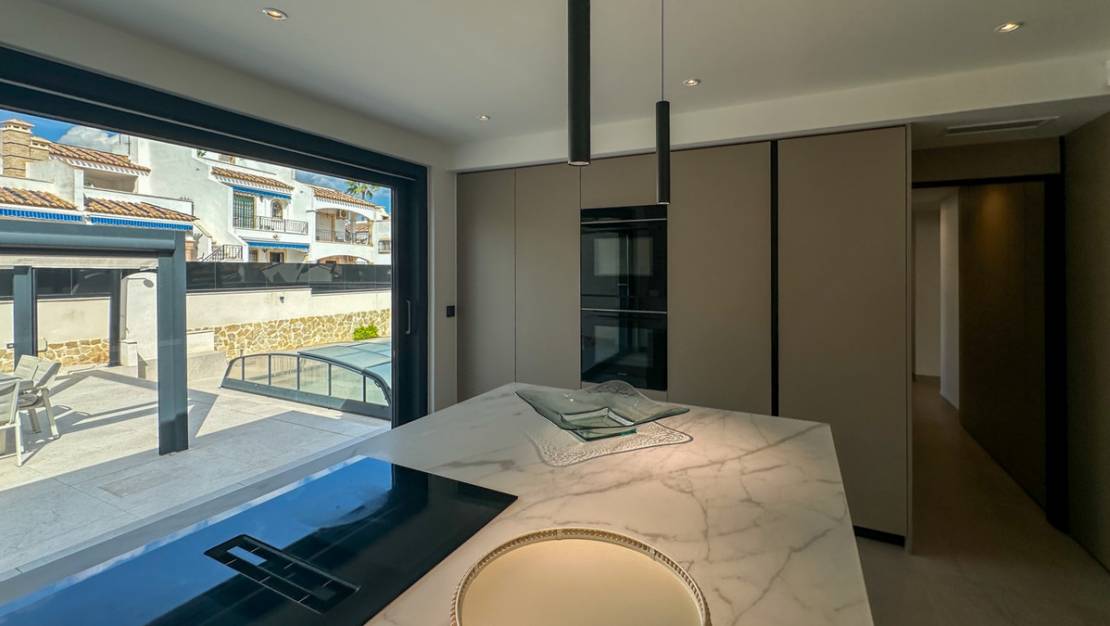 Sale - Villa - Orihuela - Villamartin