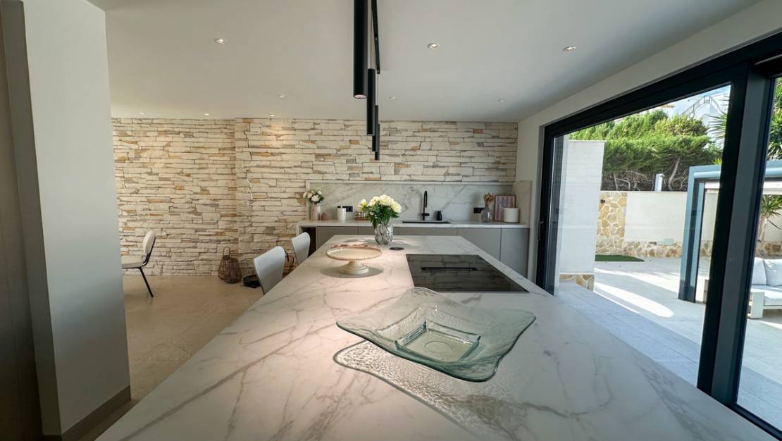 Sale - Villa - Orihuela - Villamartin
