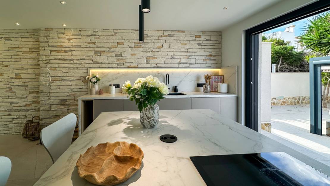 Sale - Villa - Orihuela - Villamartin