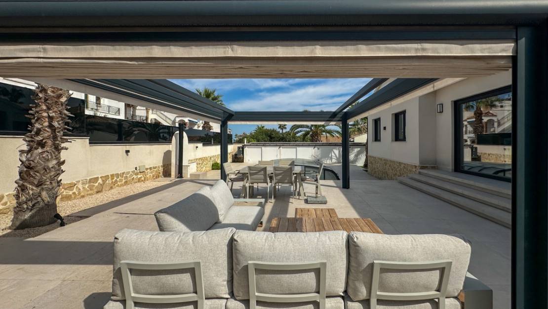 Sale - Villa - Orihuela - Villamartin