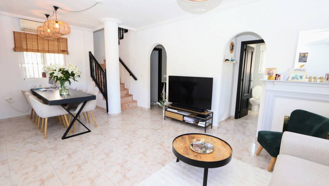Sale - Villa - Orihuela - Villamartin