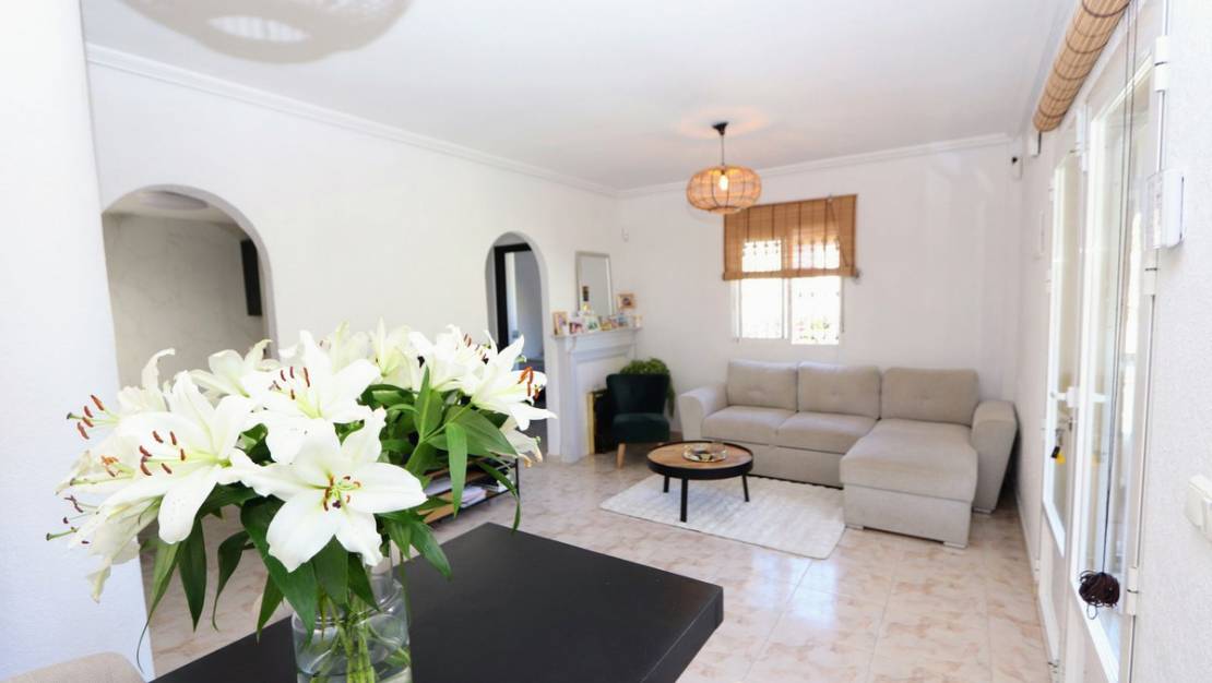 Sale - Villa - Orihuela - Villamartin
