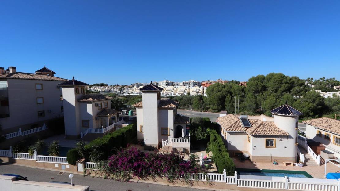 Sale - Villa - Orihuela - Villamartin