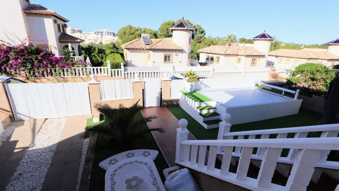 Sale - Villa - Orihuela - Villamartin