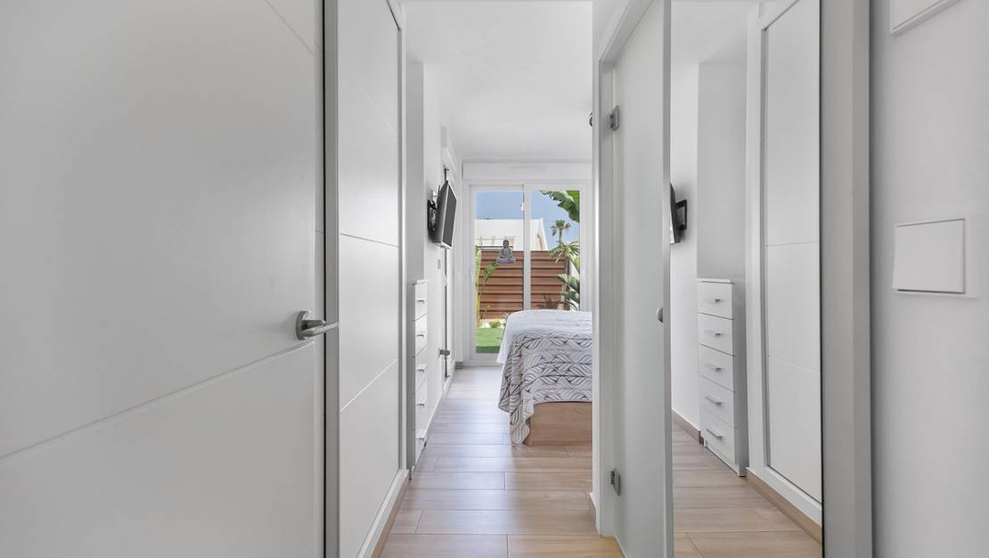 Sale - Villa - Orihuela - Vista Bella Golf