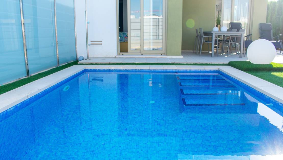 Sale - Villa - Orihuela - Vista Bella Golf