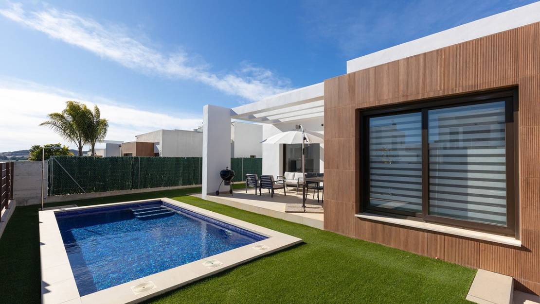 Sale - Villa - Orihuela - Vista Bella Golf