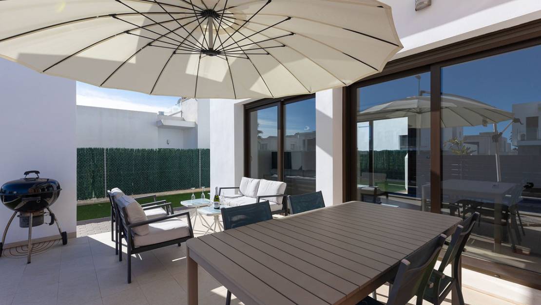 Sale - Villa - Orihuela - Vista Bella Golf