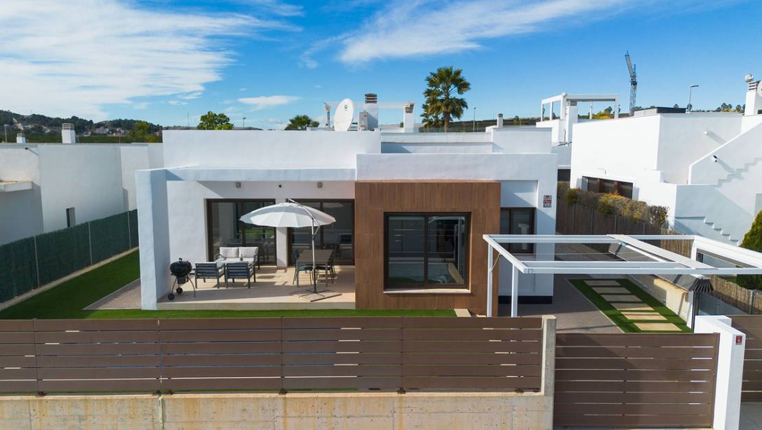 Sale - Villa - Orihuela - Vista Bella Golf