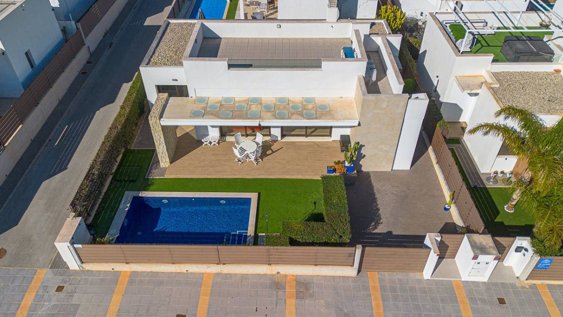 Sale - Villa - Orihuela - Vistabella Golf