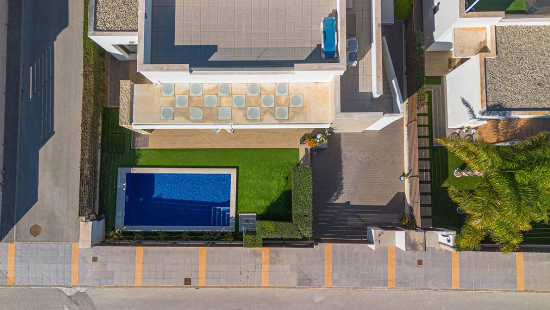 Sale - Villa - Orihuela - Vistabella Golf