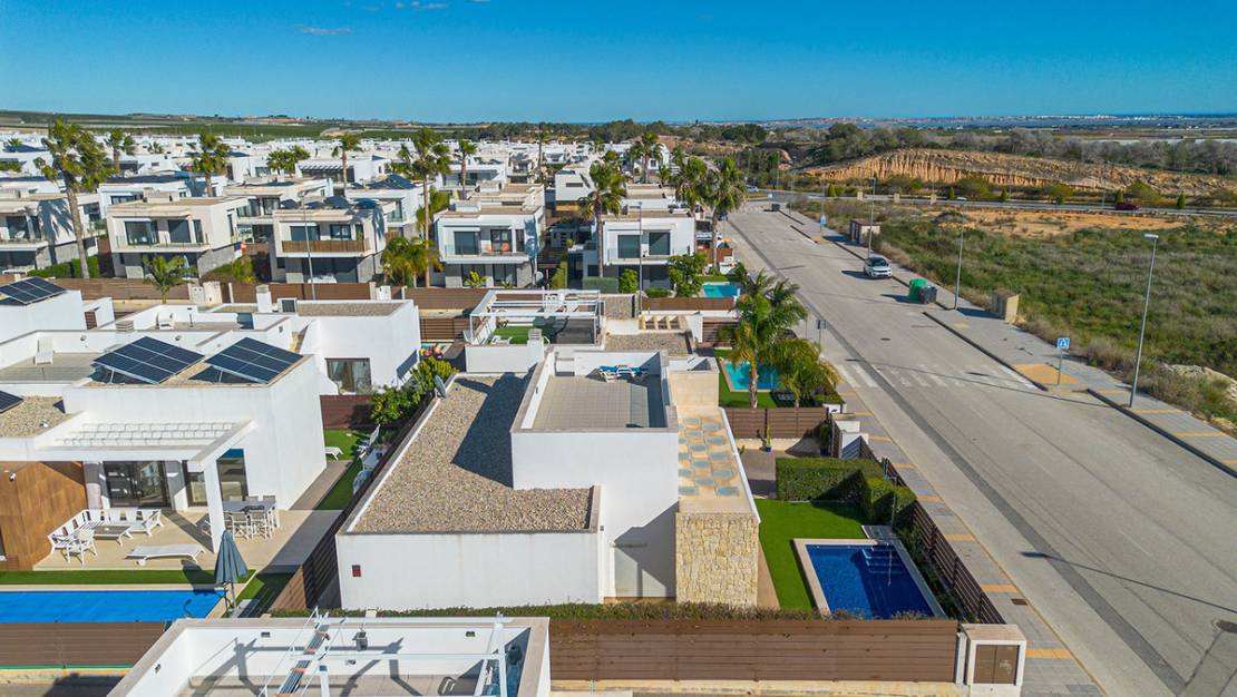 Sale - Villa - Orihuela - Vistabella Golf