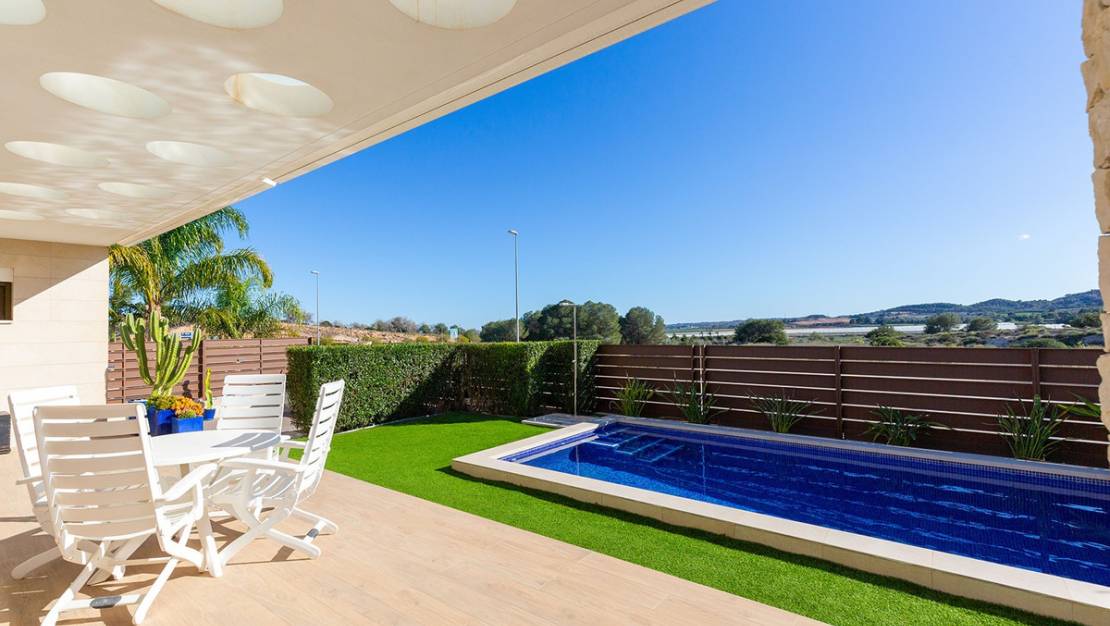 Sale - Villa - Orihuela - Vistabella Golf