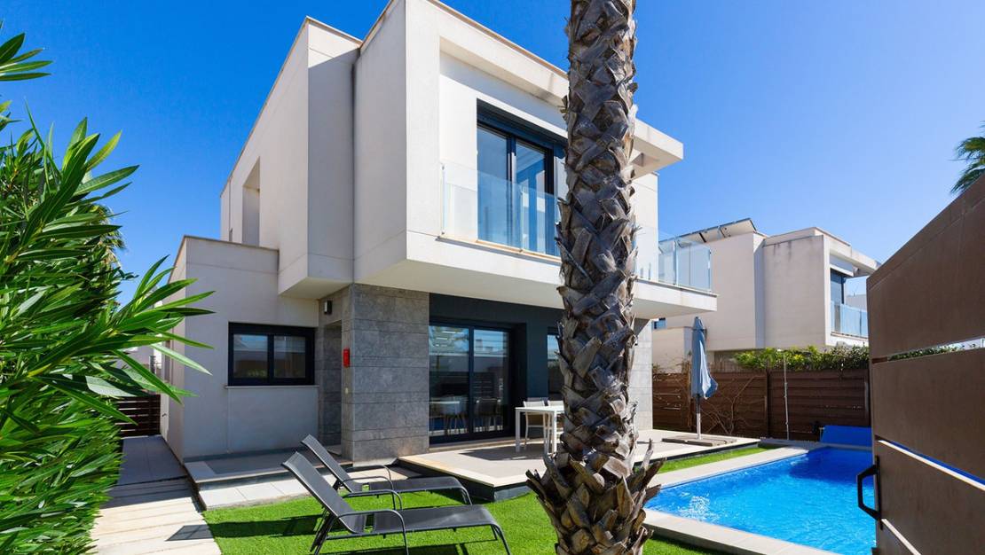 Sale - Villa - Orihuela - Vistabella Golf