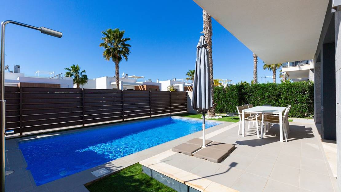 Sale - Villa - Orihuela - Vistabella Golf