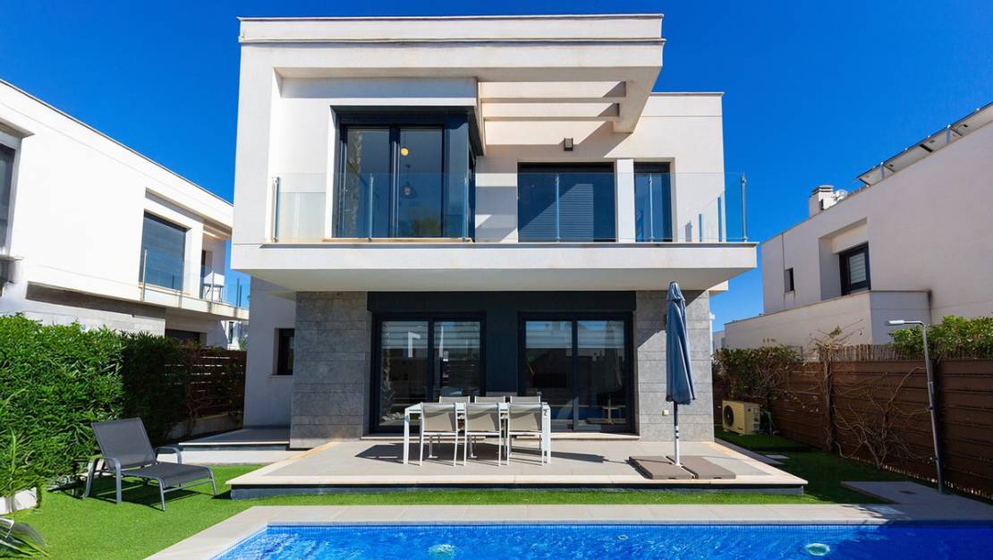 Sale - Villa - Orihuela - Vistabella Golf