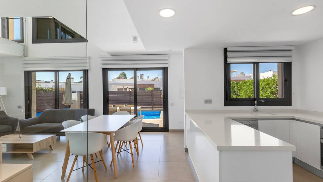 Sale - Villa - Orihuela - Vistabella Golf