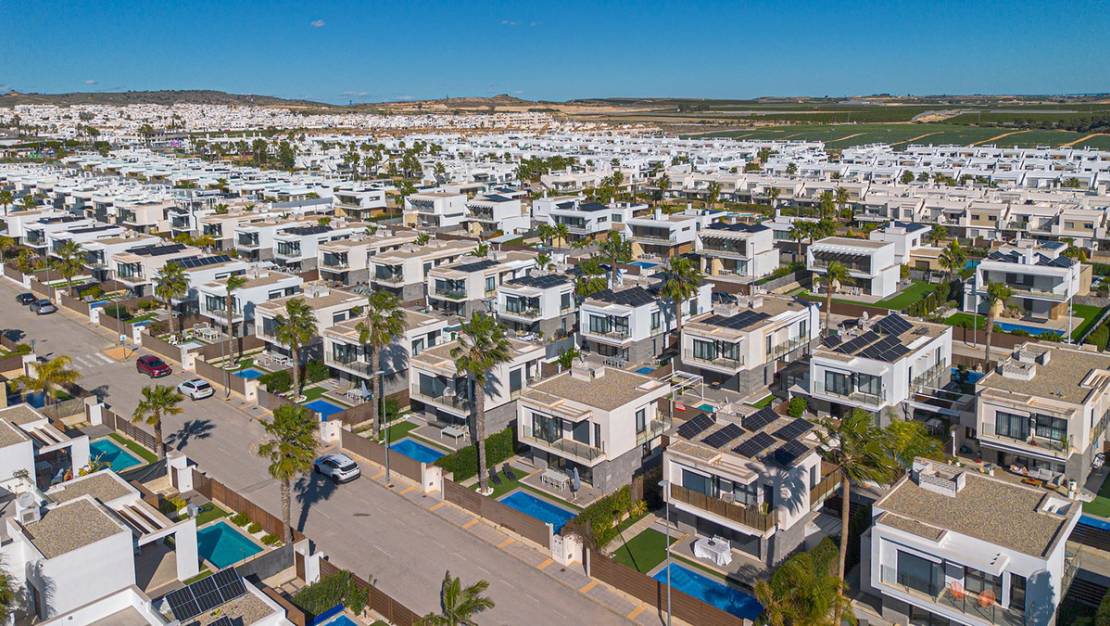 Sale - Villa - Orihuela - Vistabella Golf