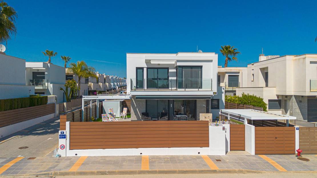 Sale - Villa - Orihuela - Vistabella Golf