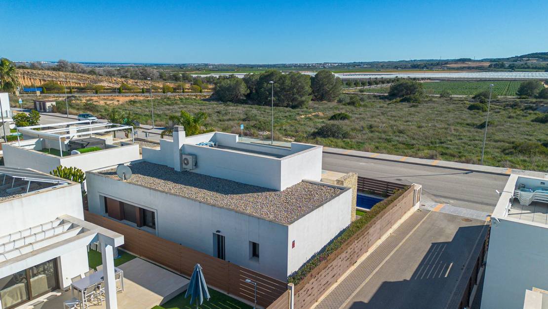 Sale - Villa - Orihuela - Vistabella Golf