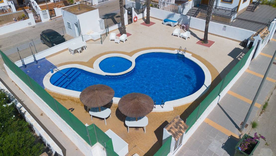 Sale - Villa - Orihuela - Vistabella Golf