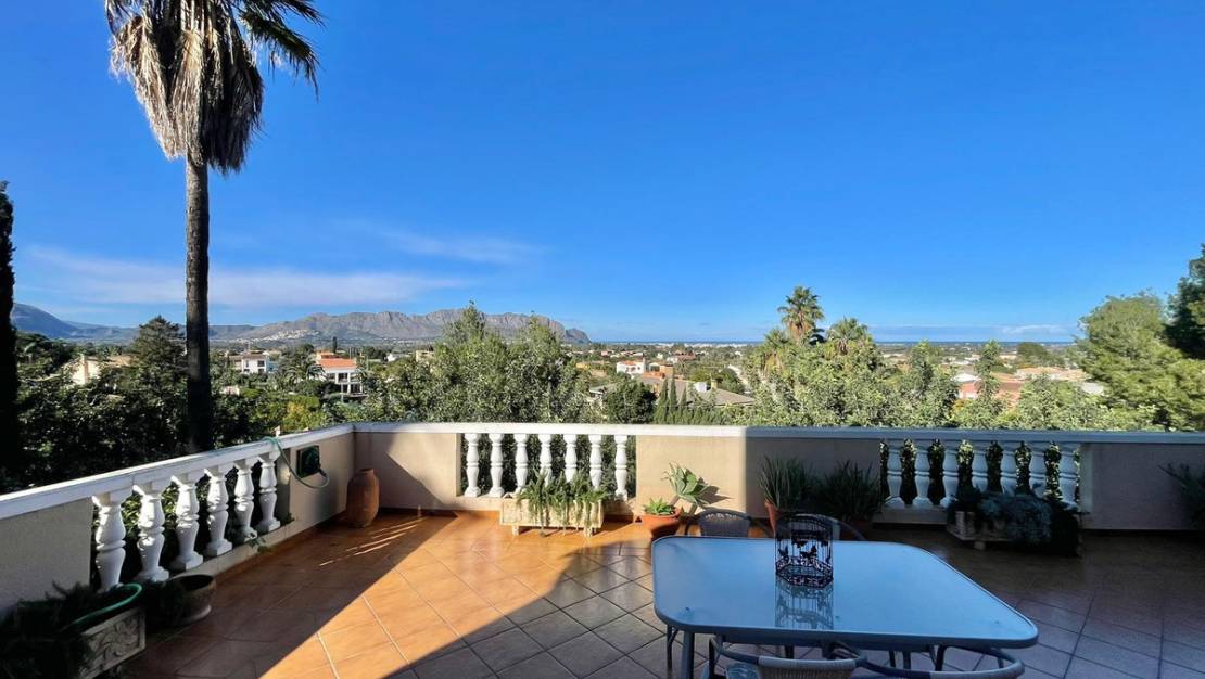 Sale - Villa - Pedreguer - Pedreguer Centro