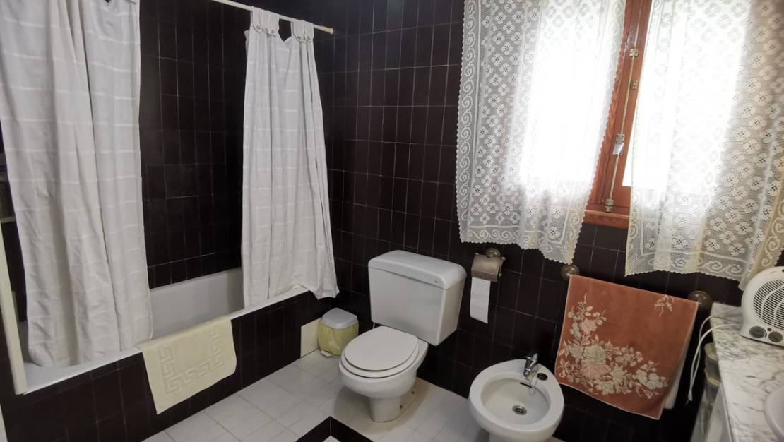 Sale - Villa - Pedreguer - Pedreguer Centro