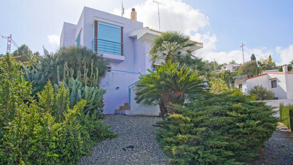 Sale - Villa - Pedreguer - Pedreguer Centro