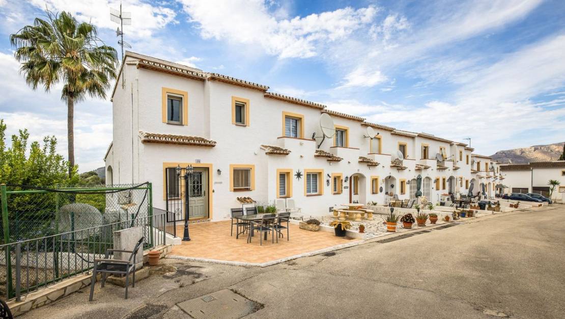 Sale - Villa - Pedreguer - Pedreguer Centro