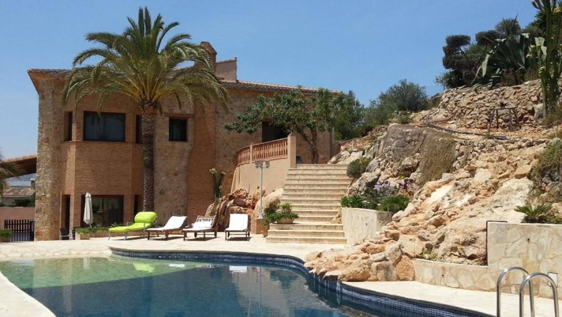 Sale - Villa - Pedreguer - Pedreguer Centro