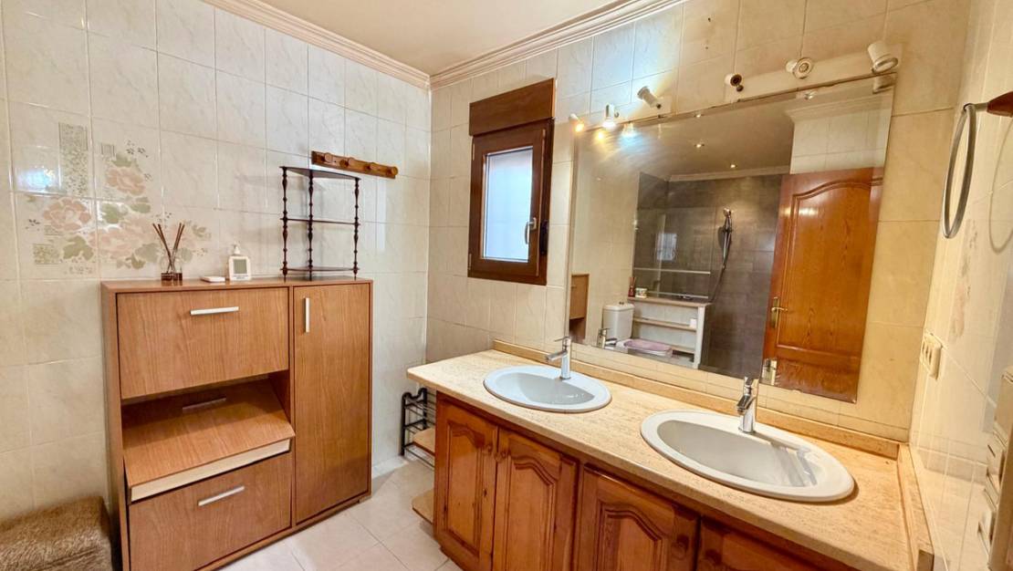 Sale - Villa - Pedreguer - Pedreguer Centro