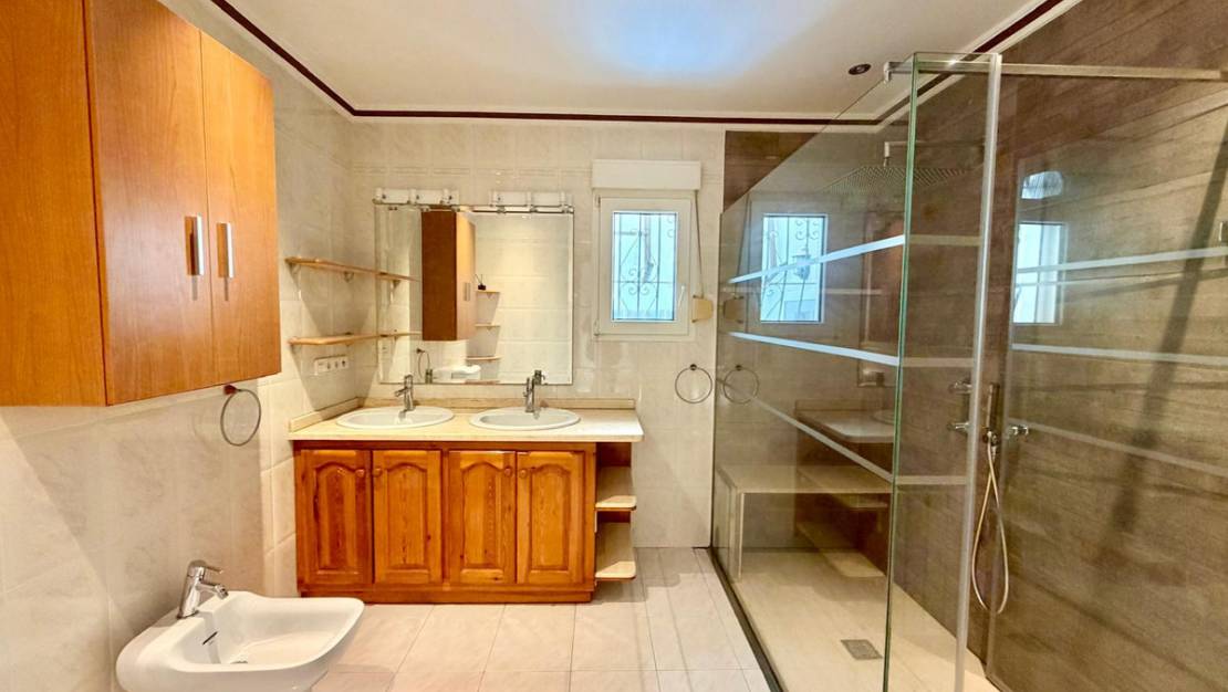 Sale - Villa - Pedreguer - Pedreguer Centro