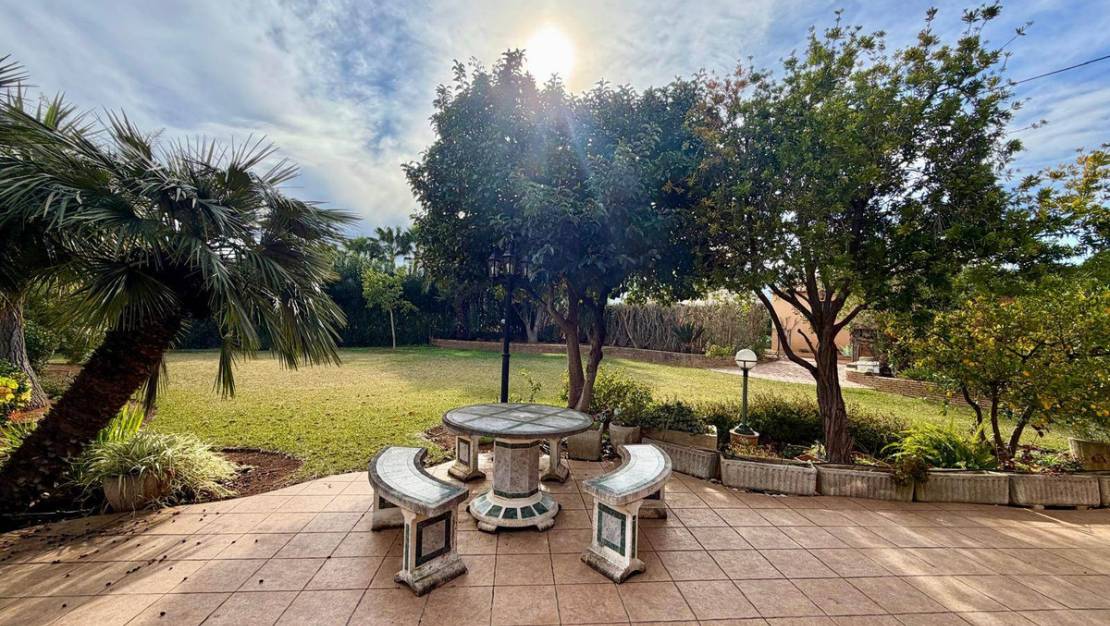 Sale - Villa - Pedreguer - Pedreguer Centro